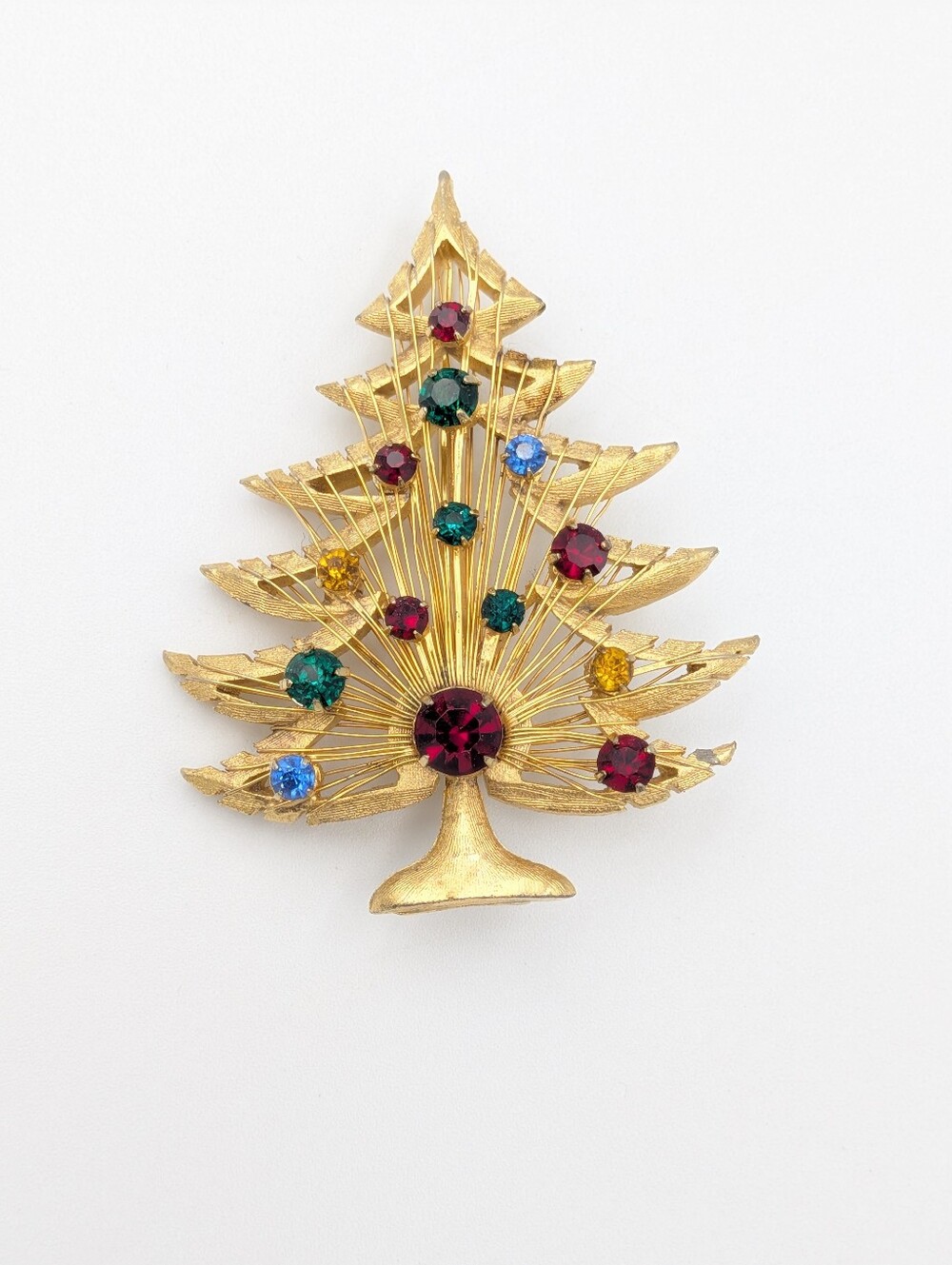 Vintage signed Brooks gold tone Christmas tree rhinestone brooch pin